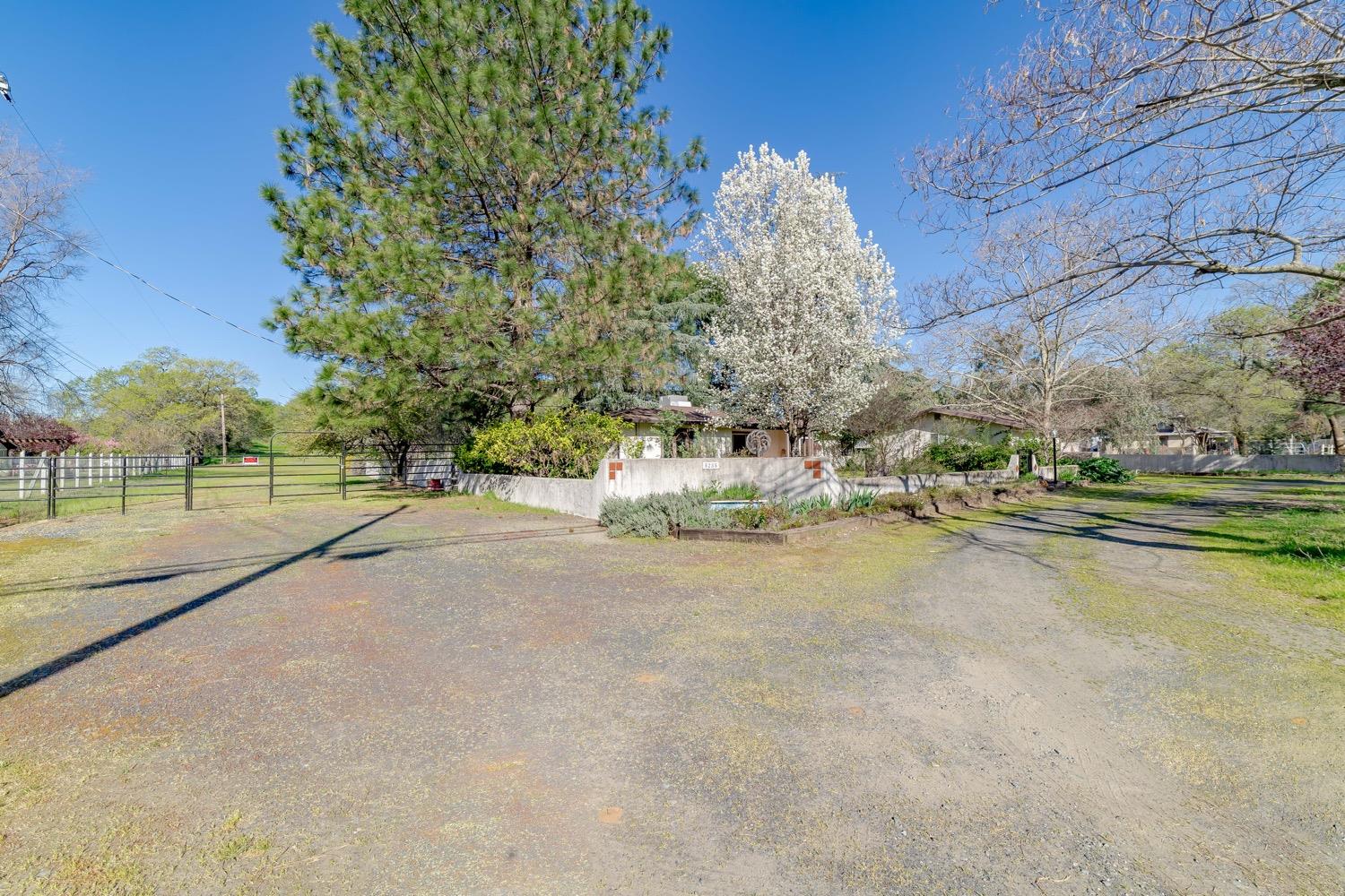5285 Miners Ranch Road