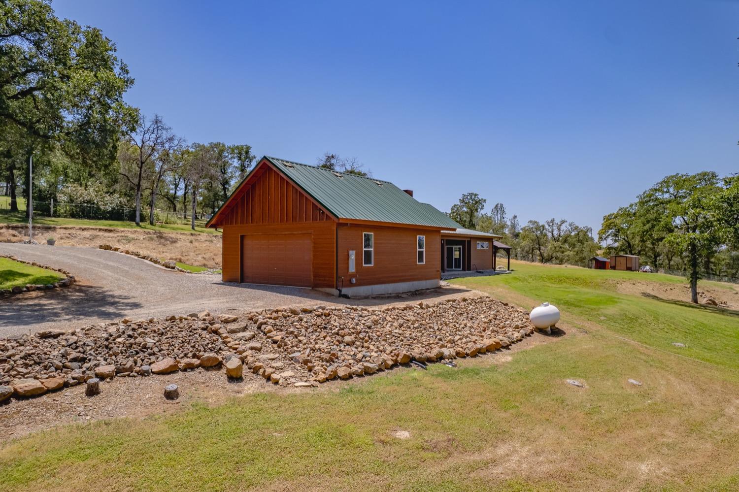 12992 Lone Tree Way