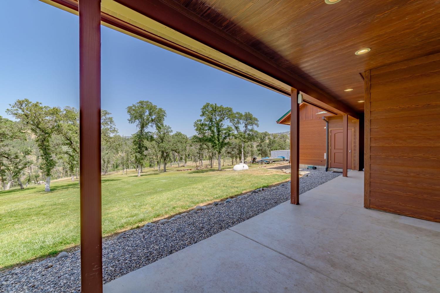 12992 Lone Tree Way