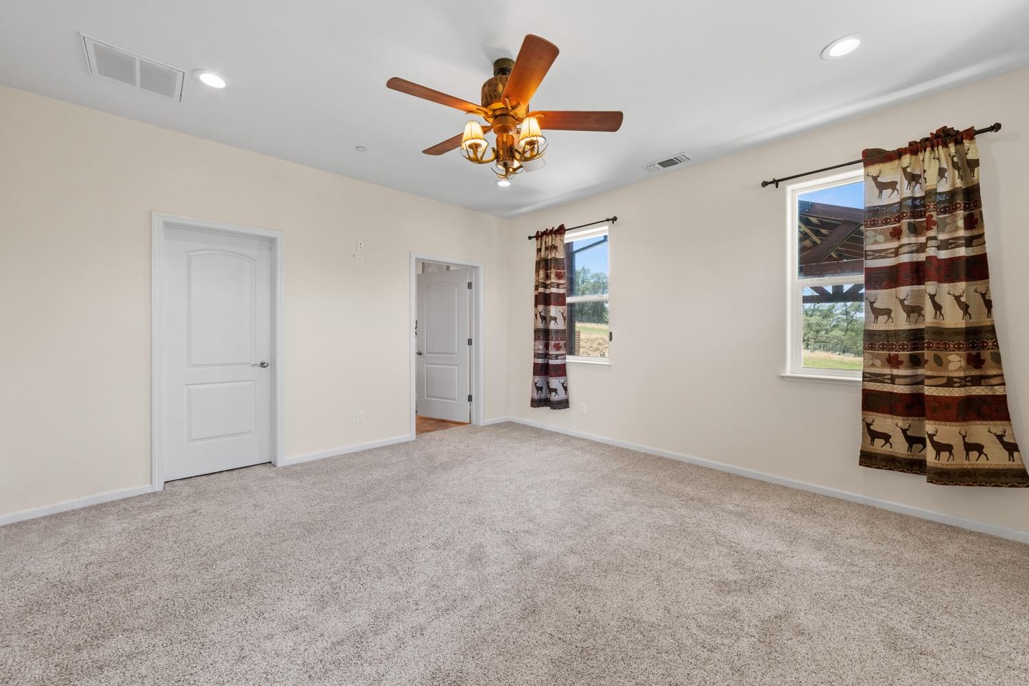 12992 Lone Tree Way