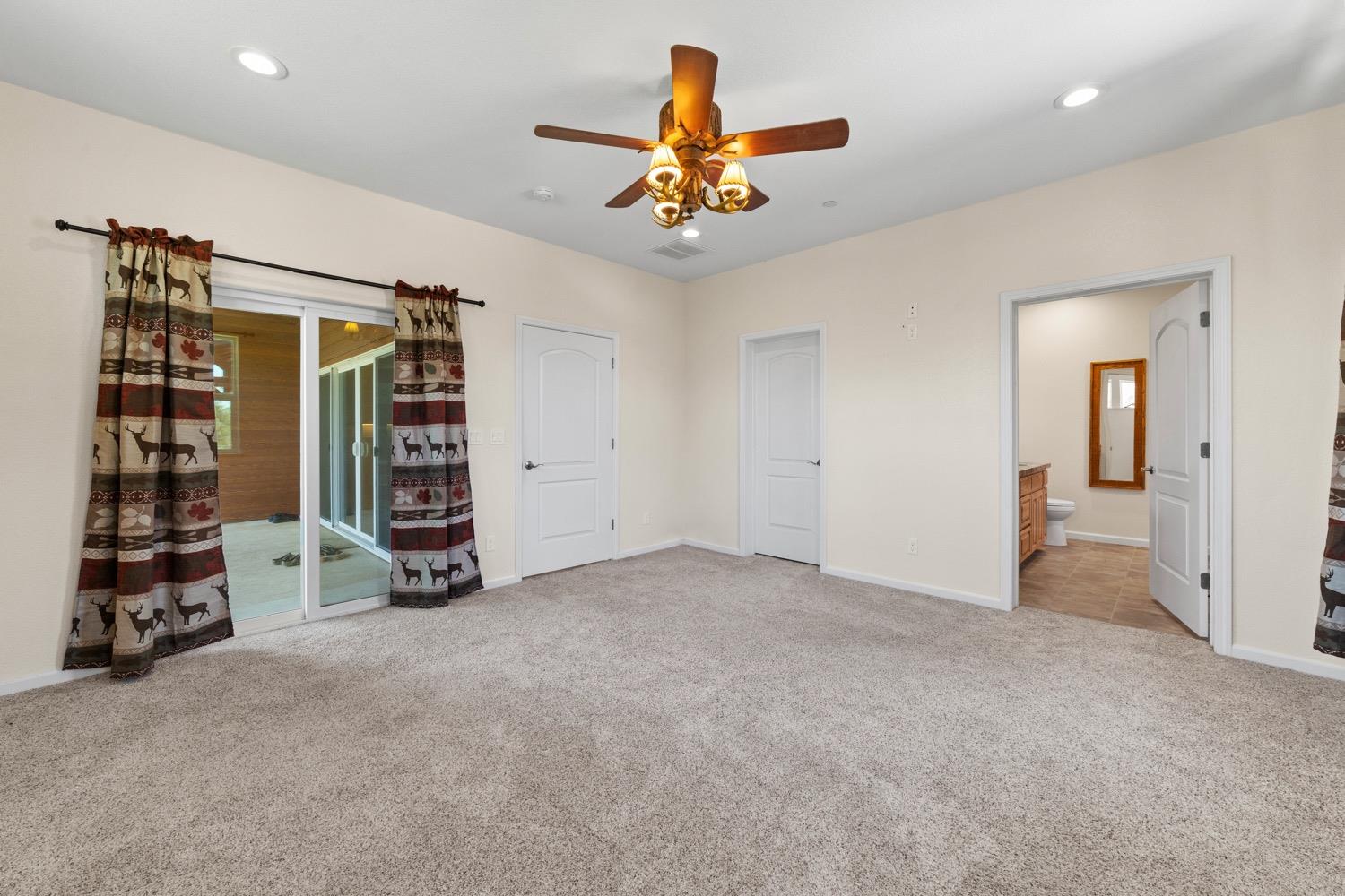 12992 Lone Tree Way