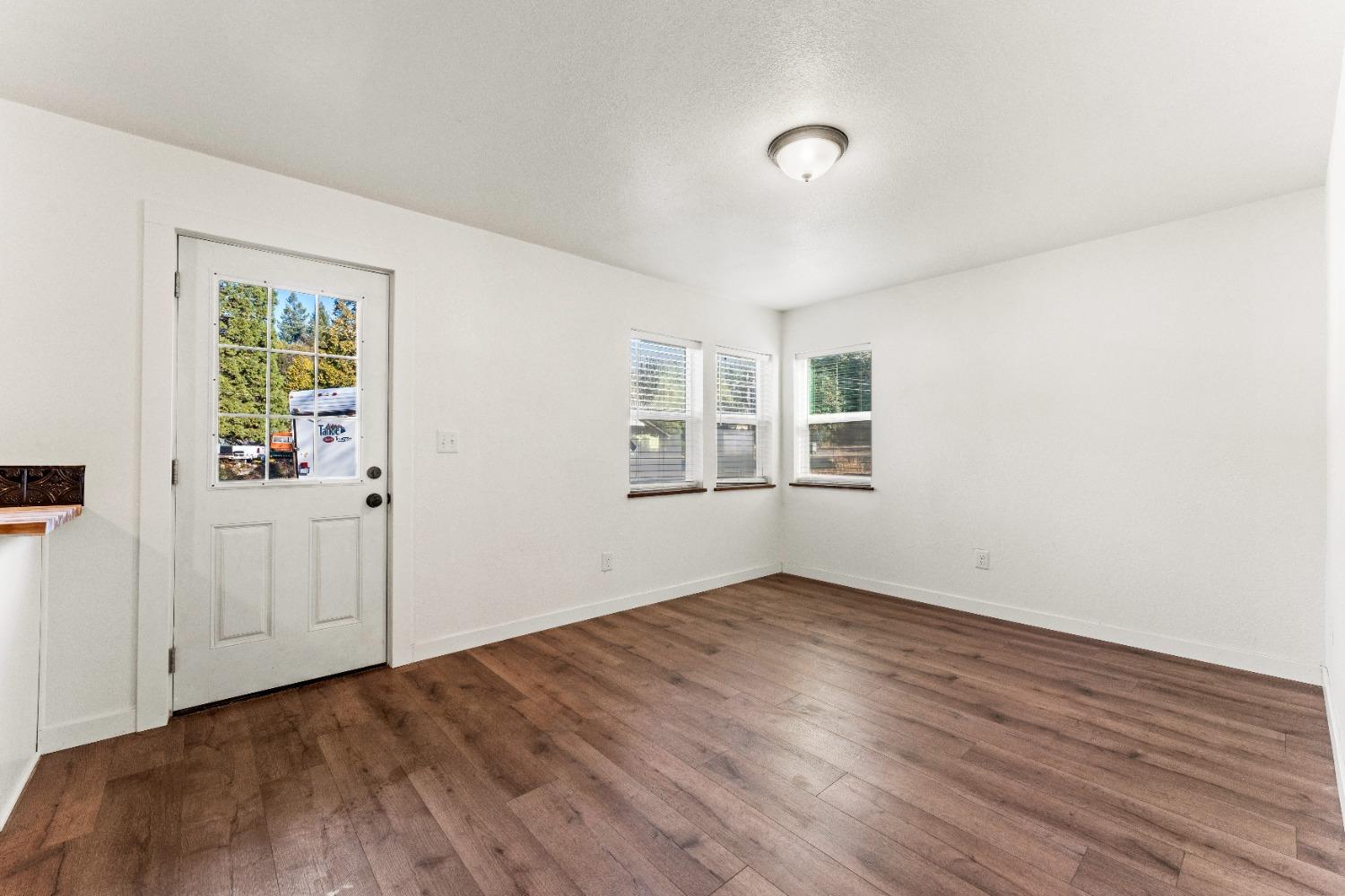11856 La Porte Road