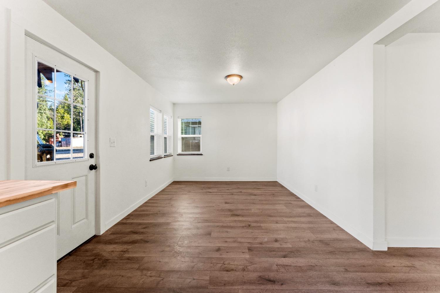 11856 La Porte Road