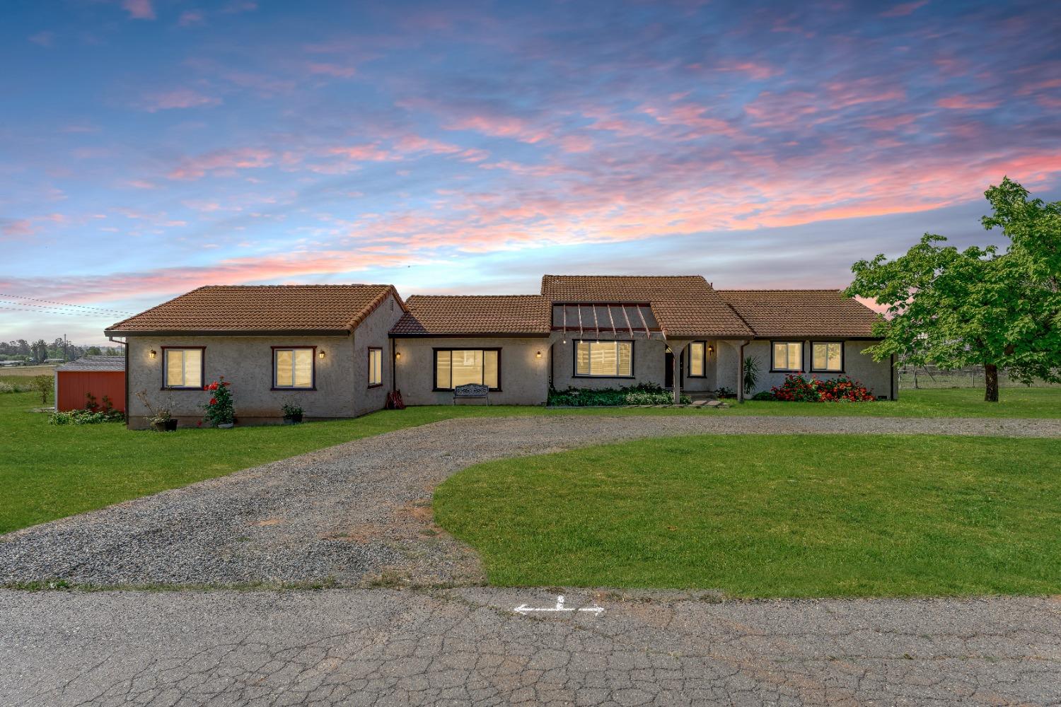 3218 Las Quintas Way