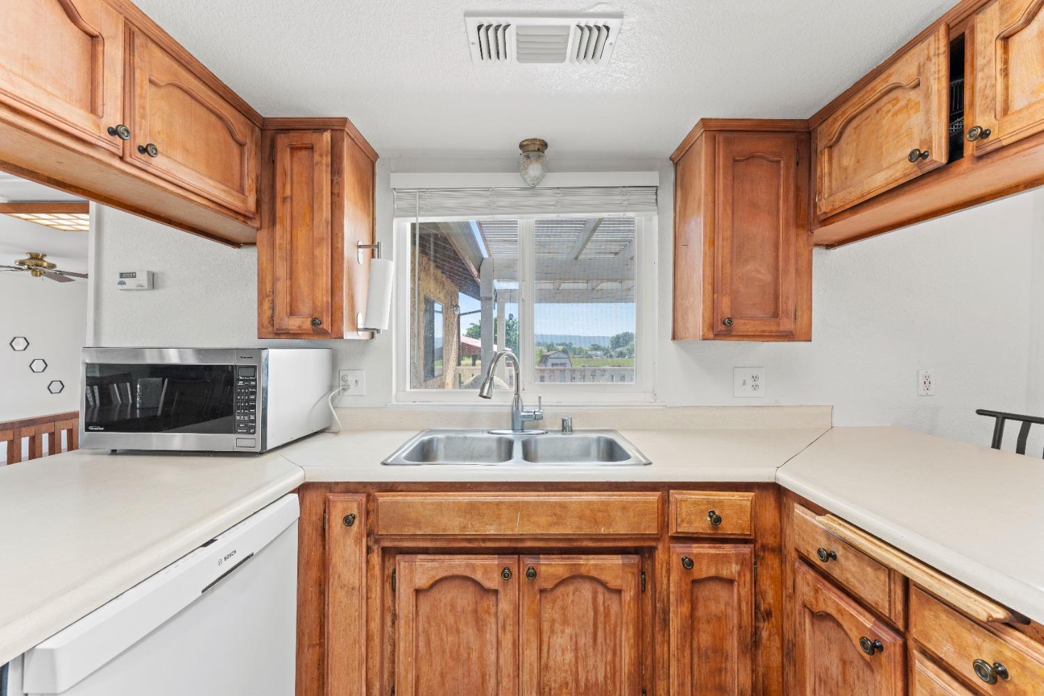 3218 Las Quintas Way