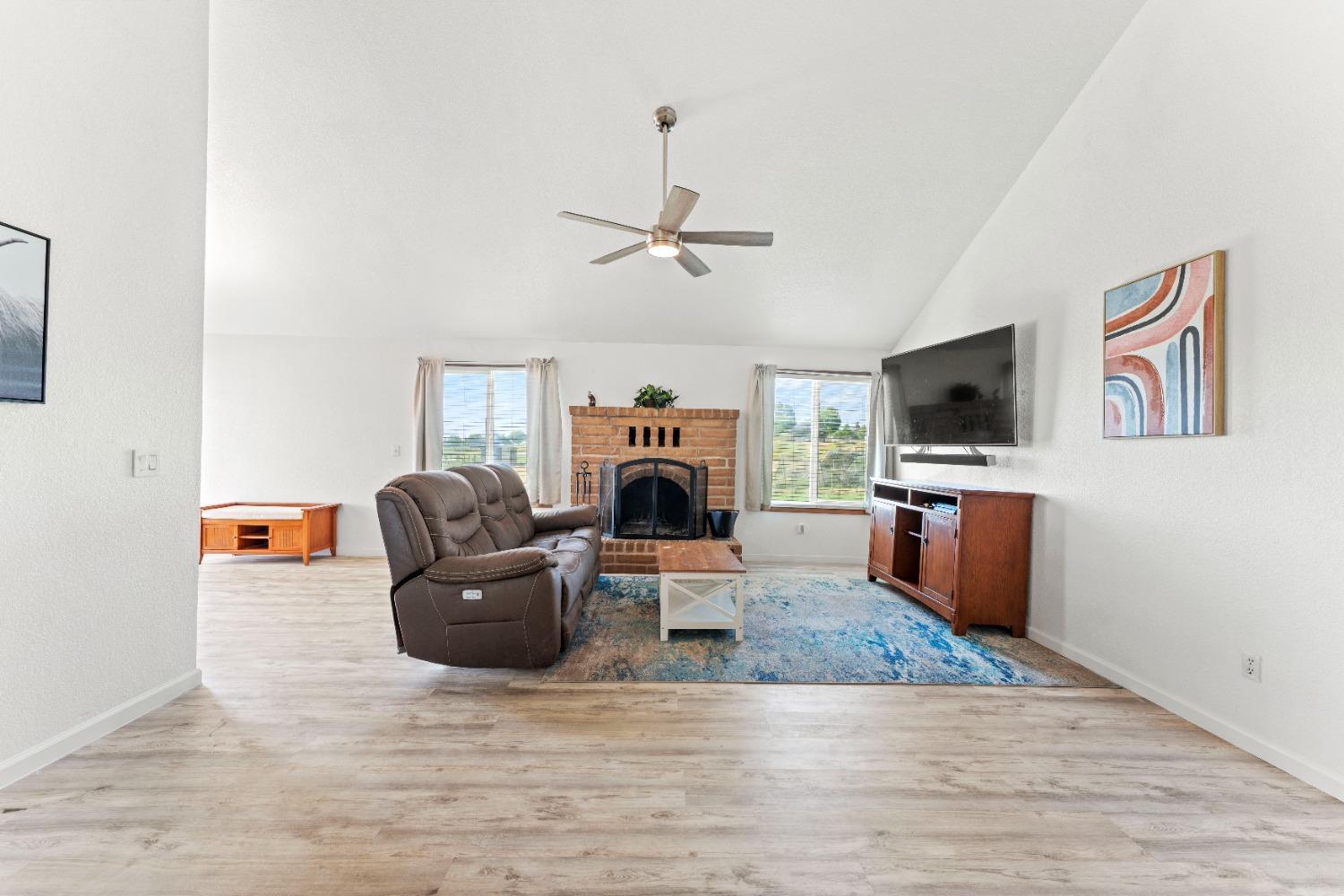 3218 Las Quintas Way