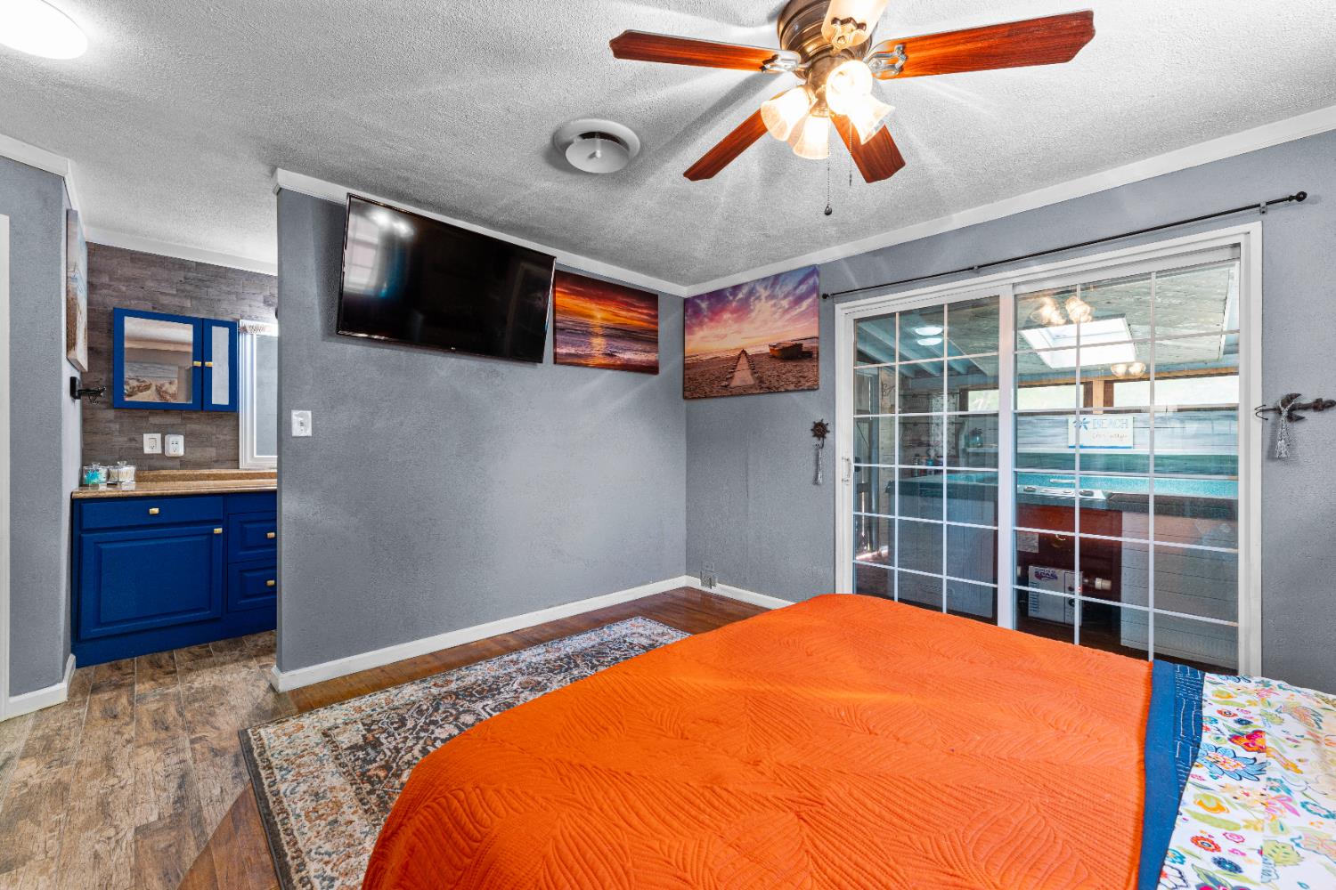 1809 W Biggs Road