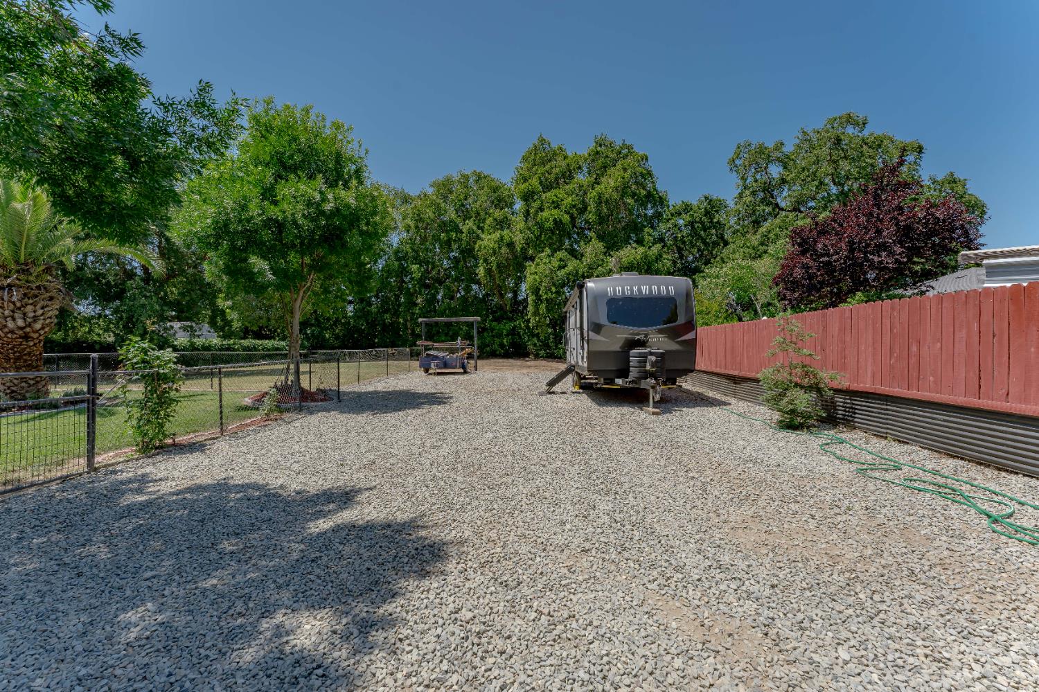 1809 W Biggs Road
