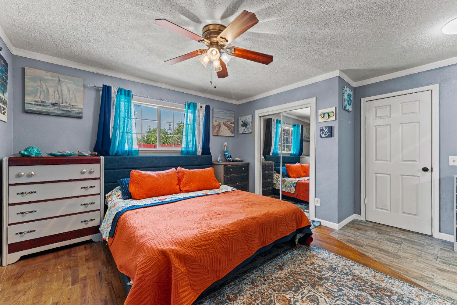 1809 W Biggs Road