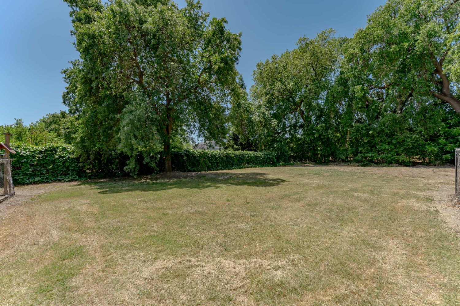 1809 W Biggs Road