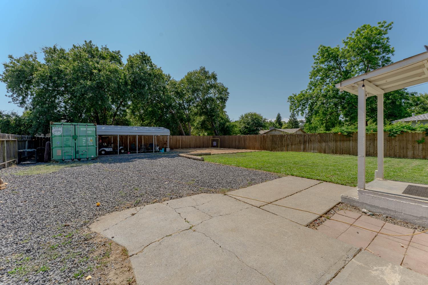 2927 4th Street