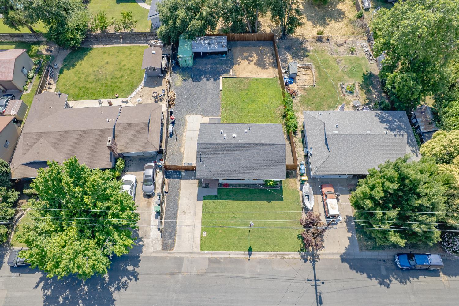 2927 4th Street