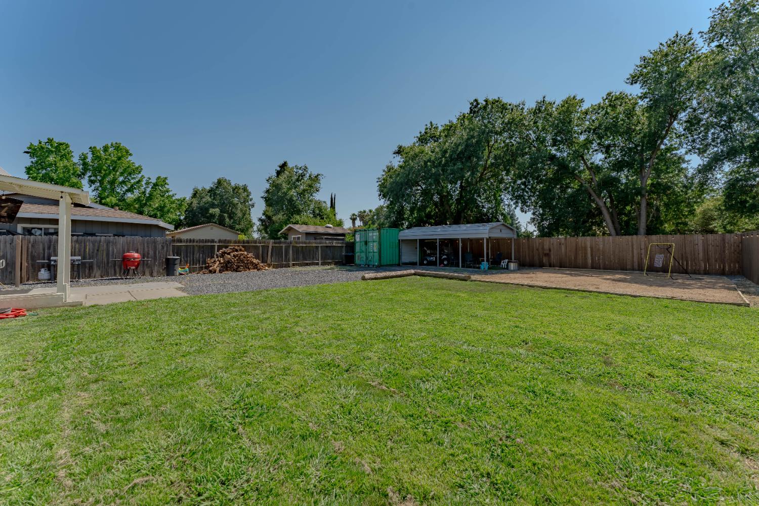 2927 4th Street