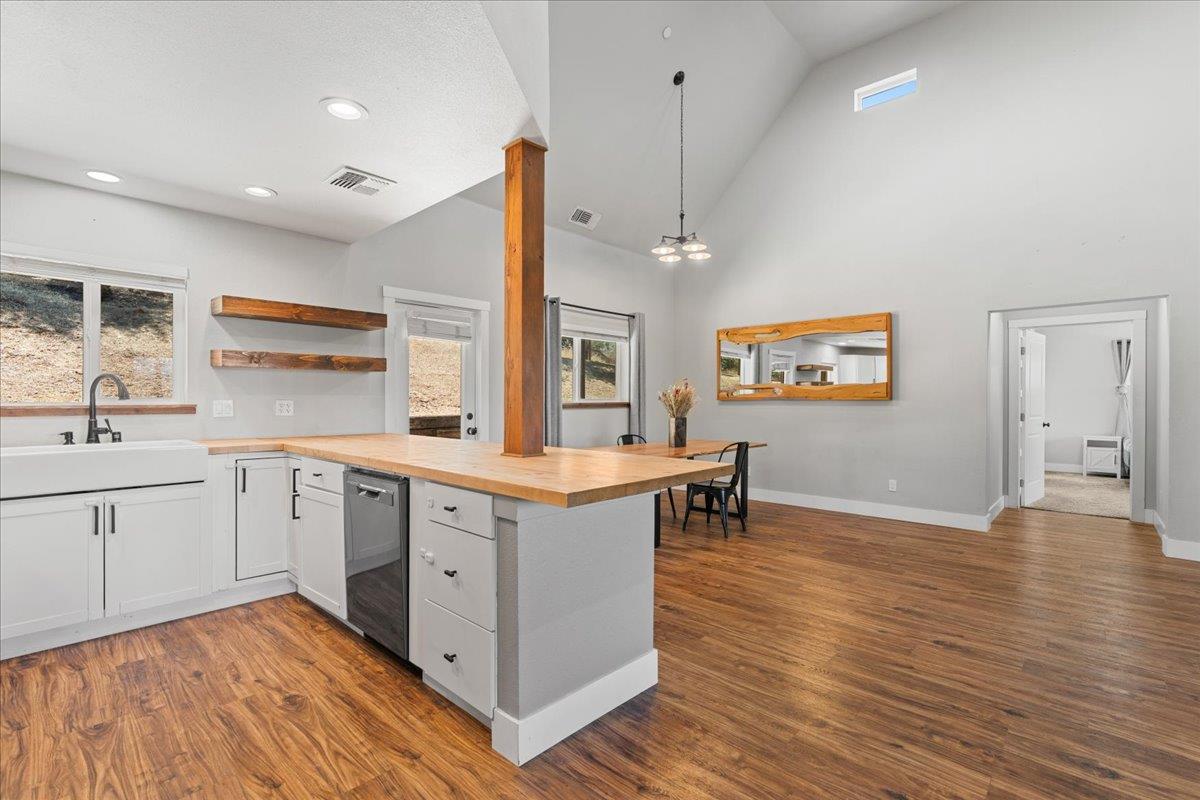 11293 Shadow Lane