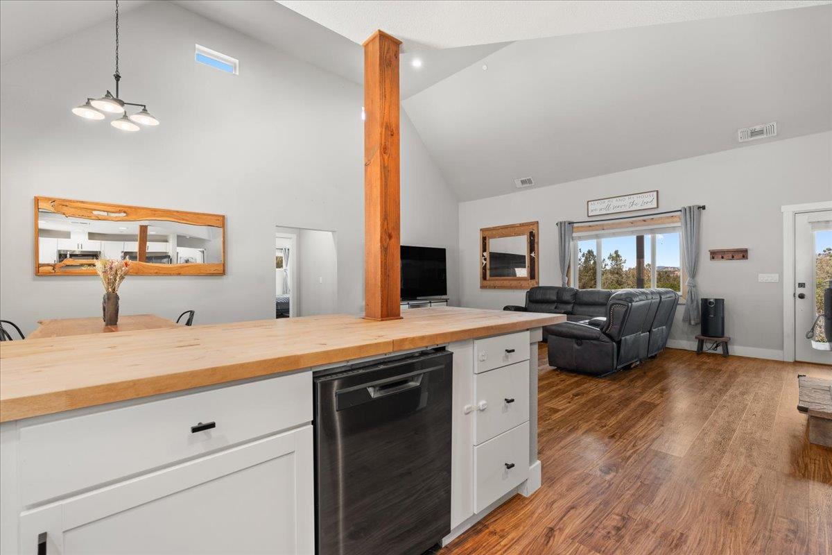 11293 Shadow Lane