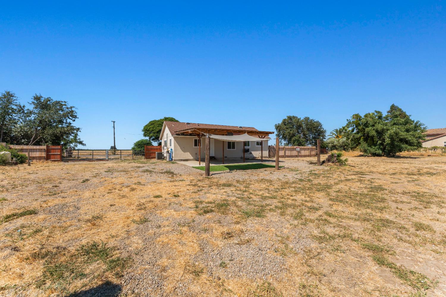 2634 Hutchinson Road