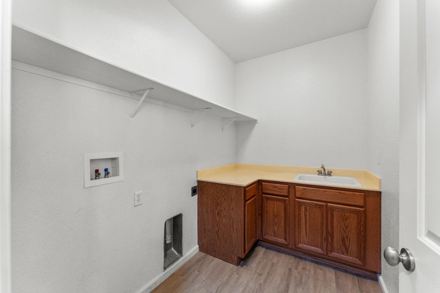 1649 Notting Hill Way