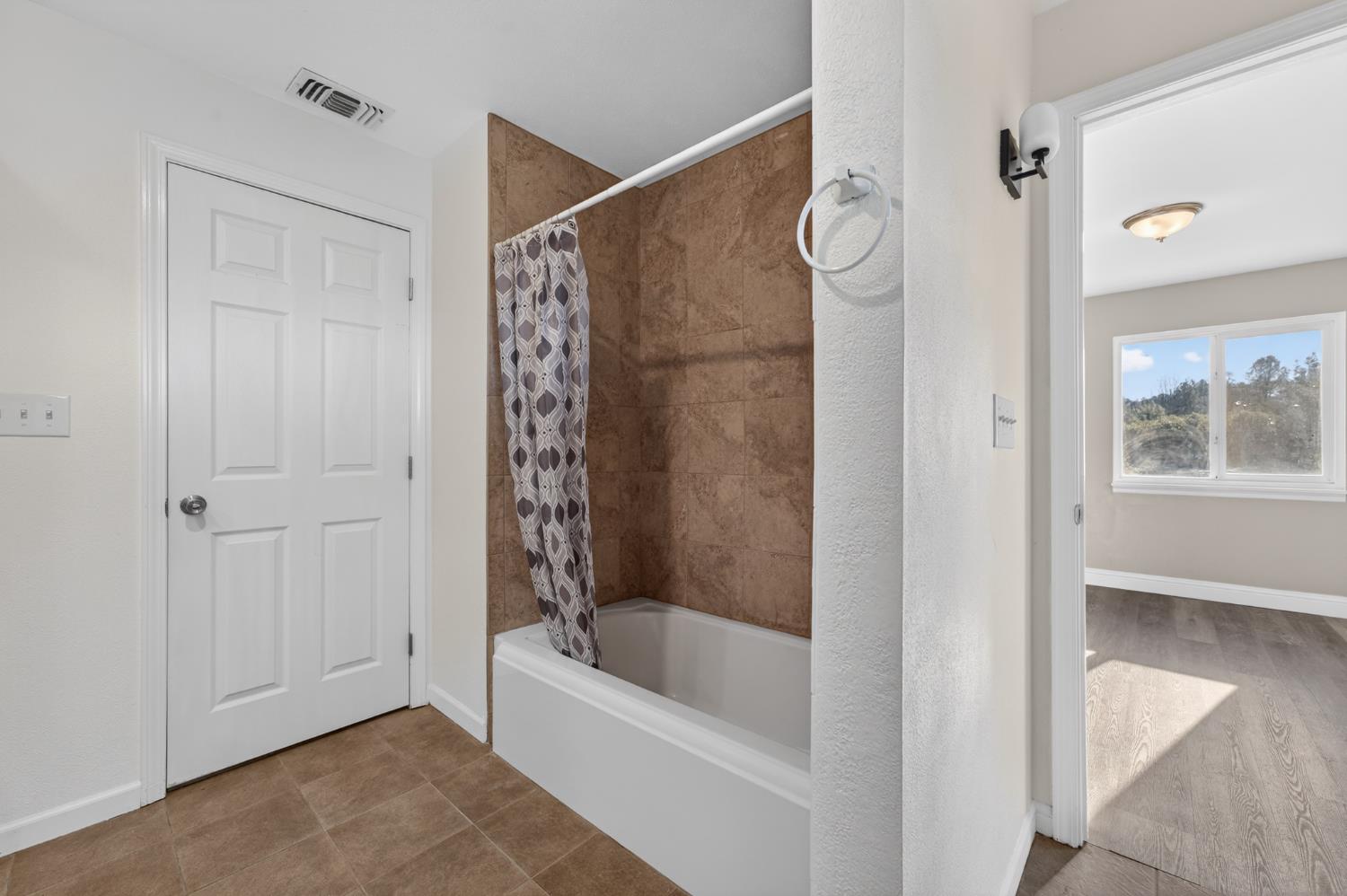 6487 State Highway 20