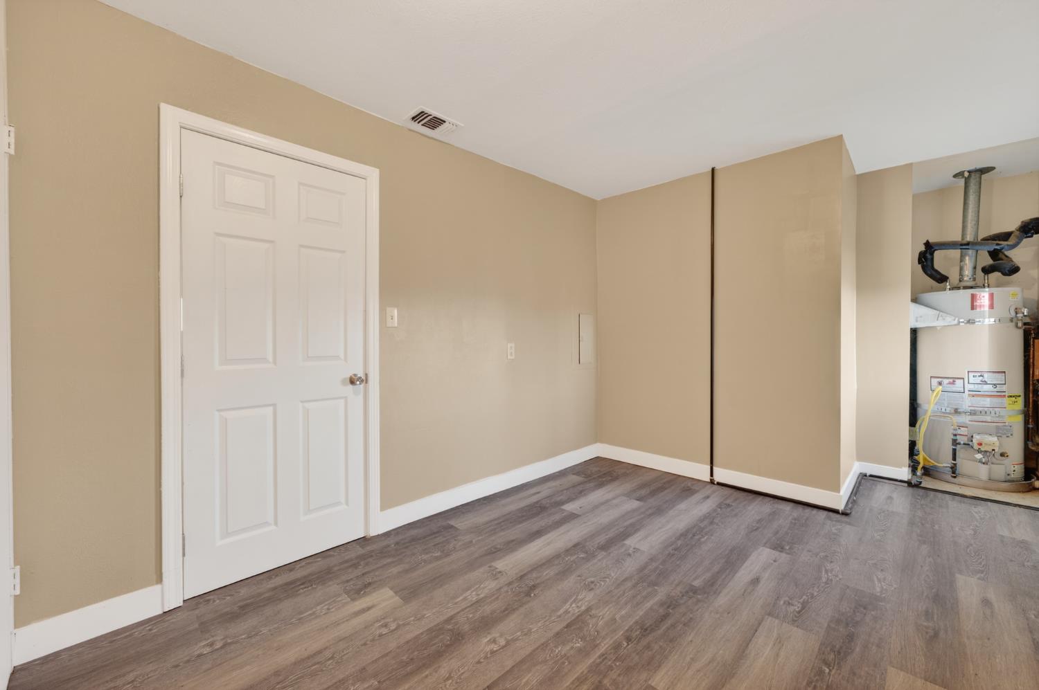 6487 State Highway 20