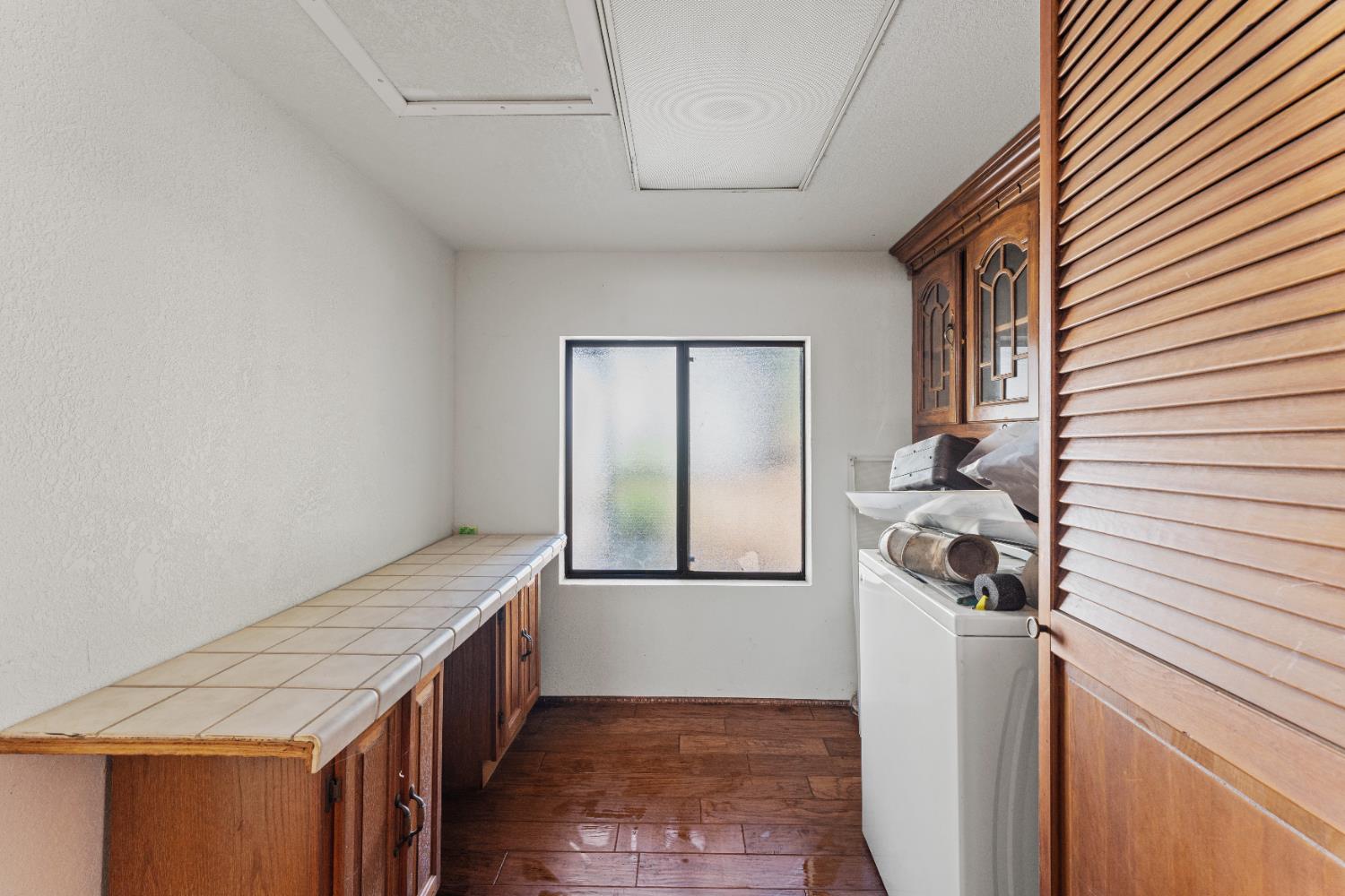 16548 New York House Road