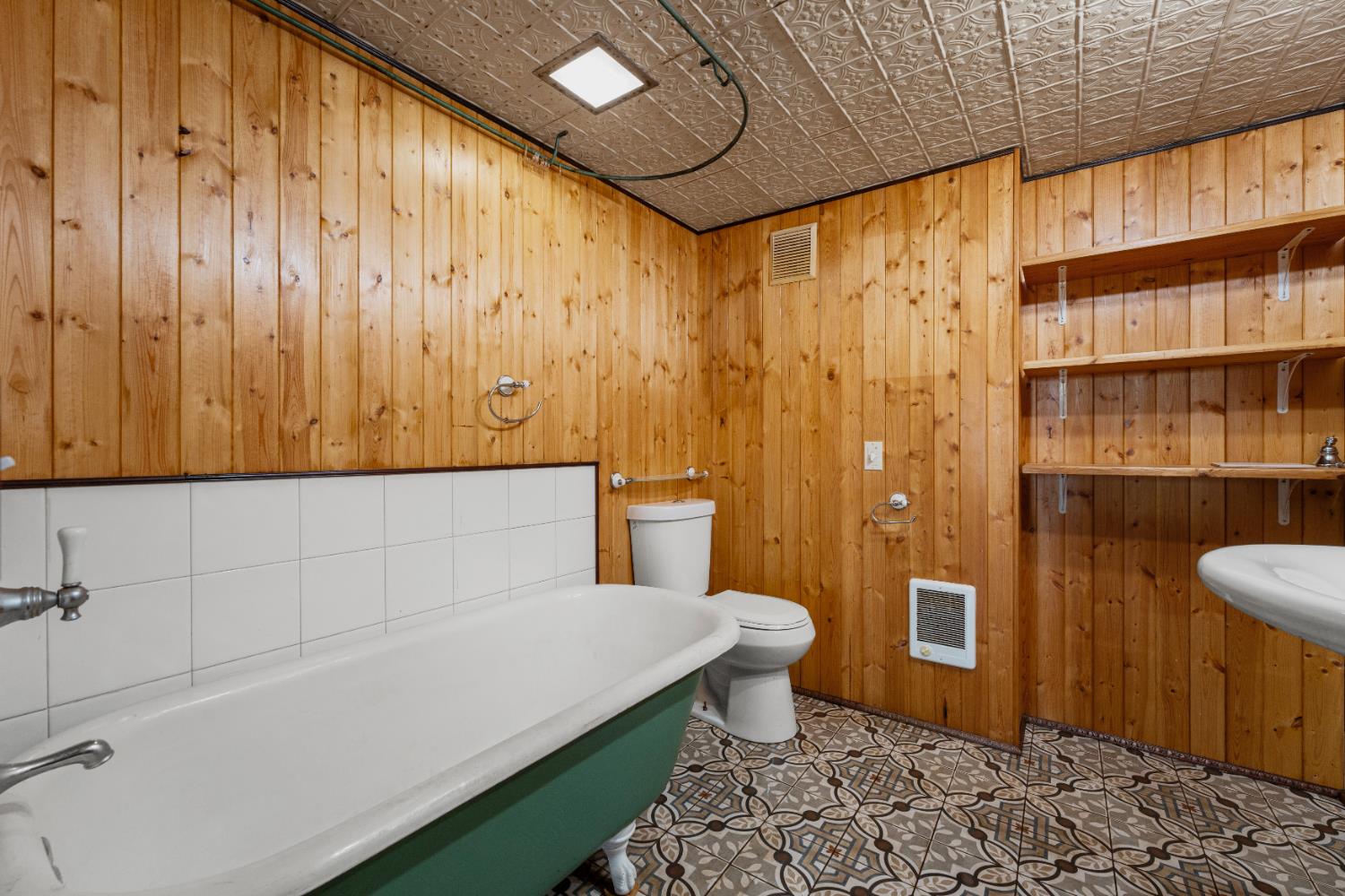 16548 New York House Road