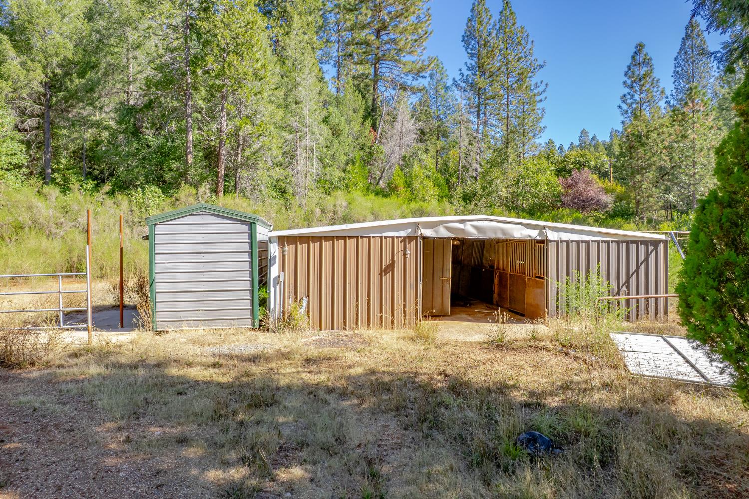 16548 New York House Road