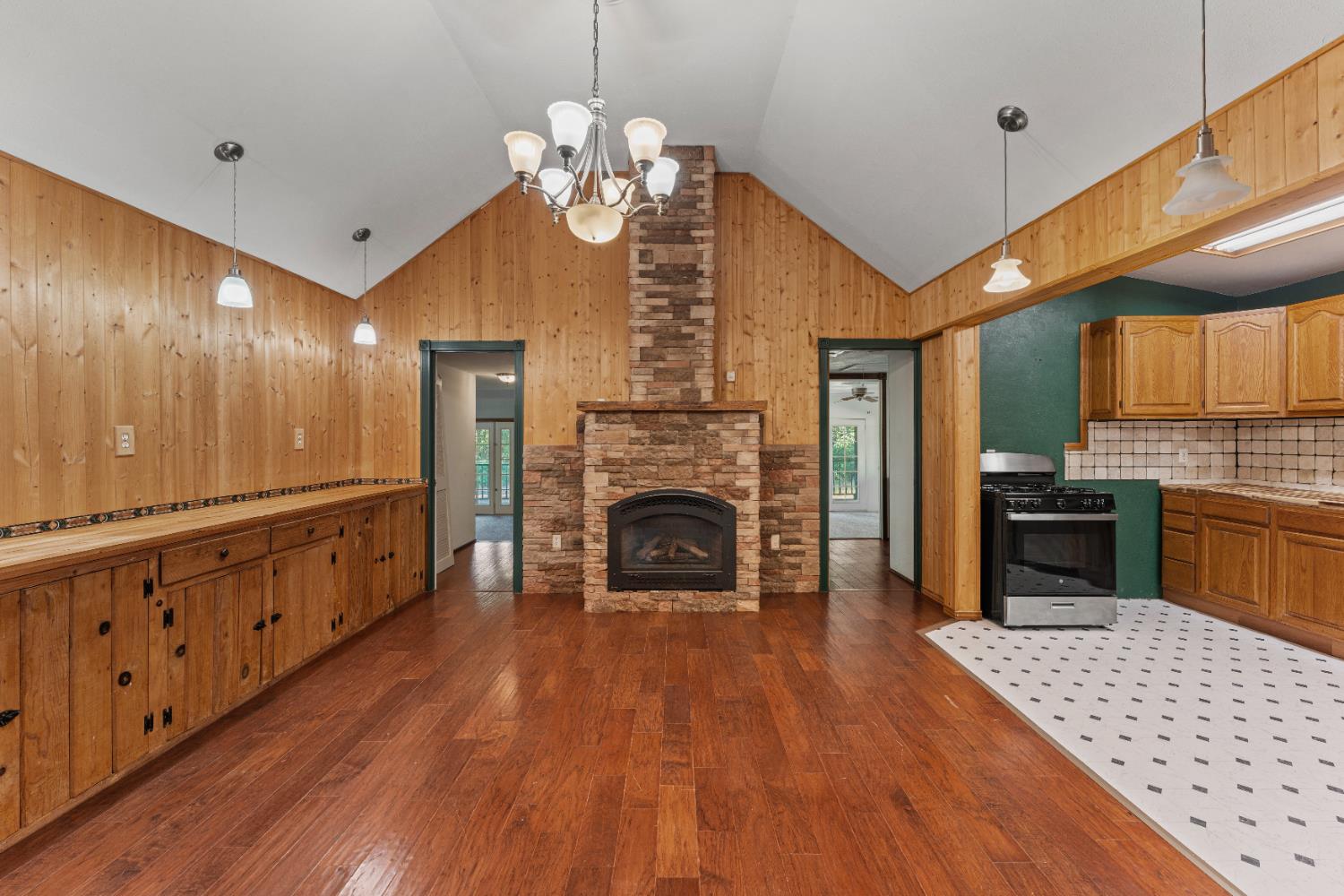 16548 New York House Road