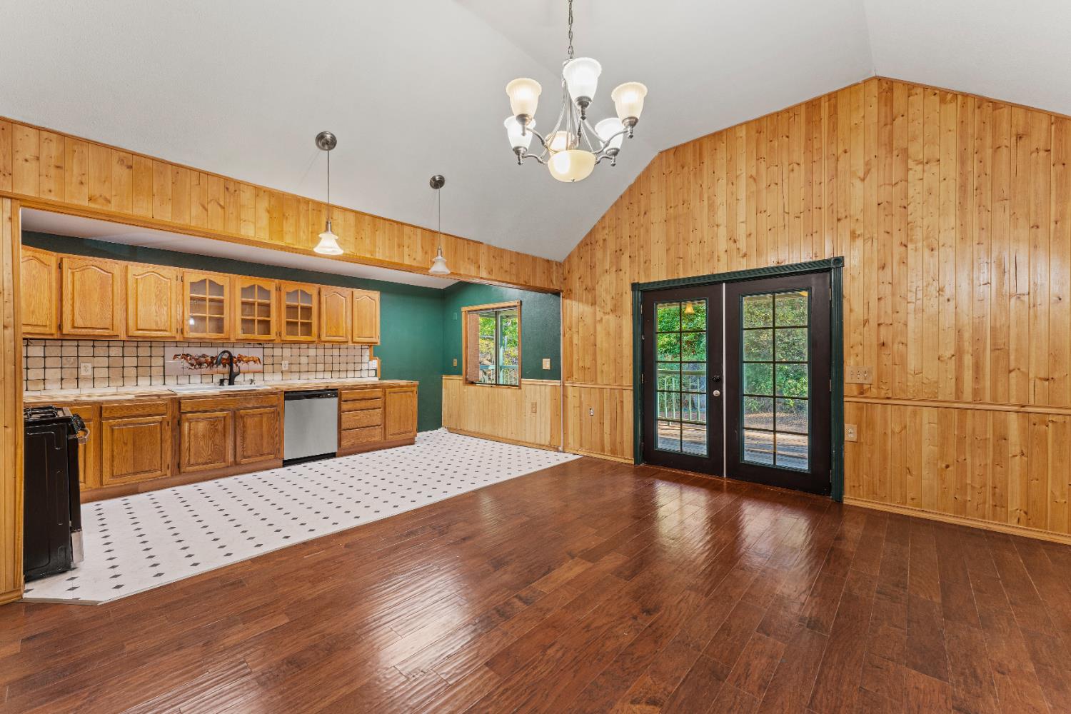 16548 New York House Road