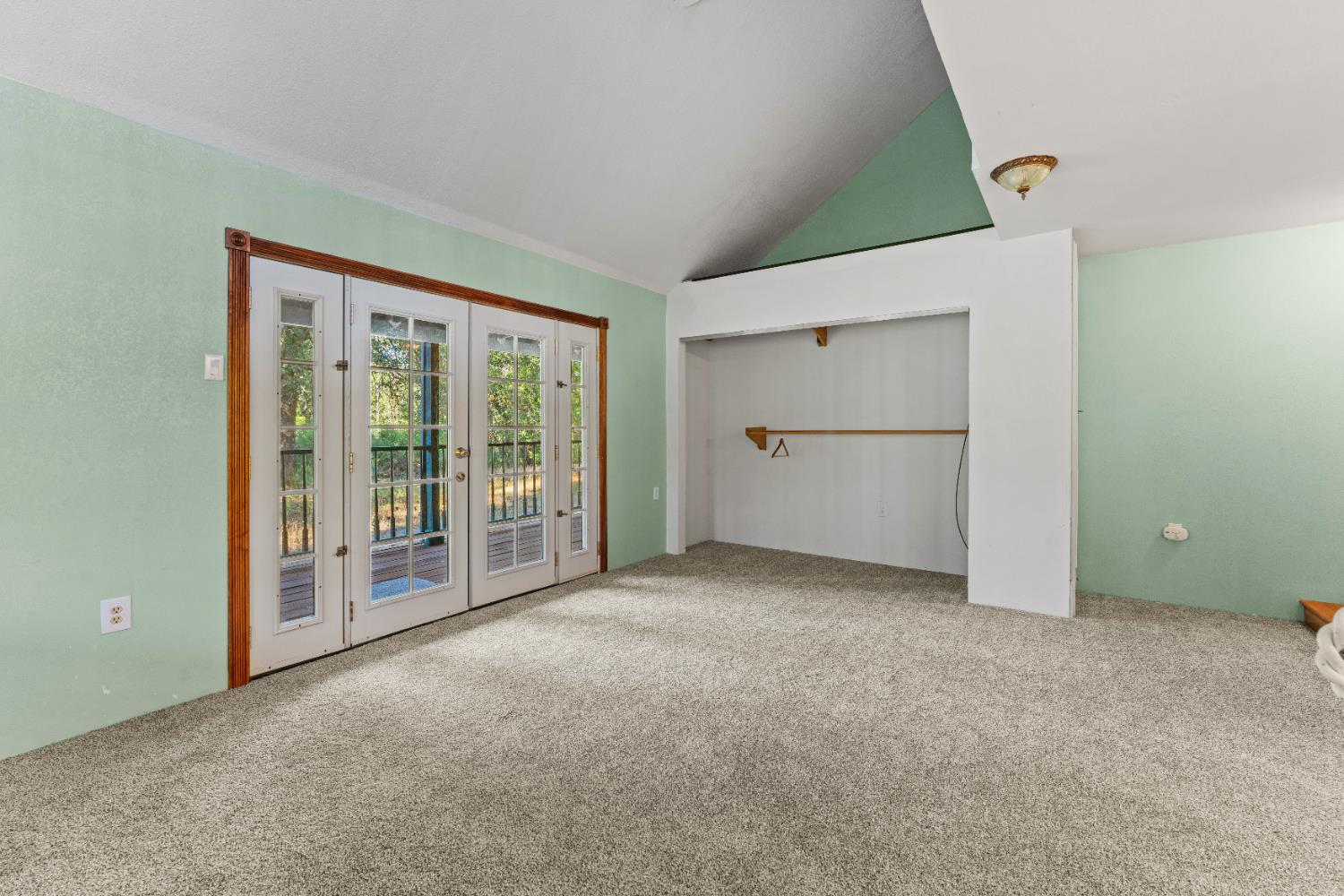 16548 New York House Road