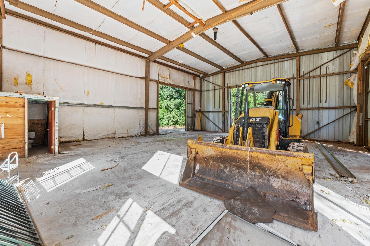 16548 New York House Road