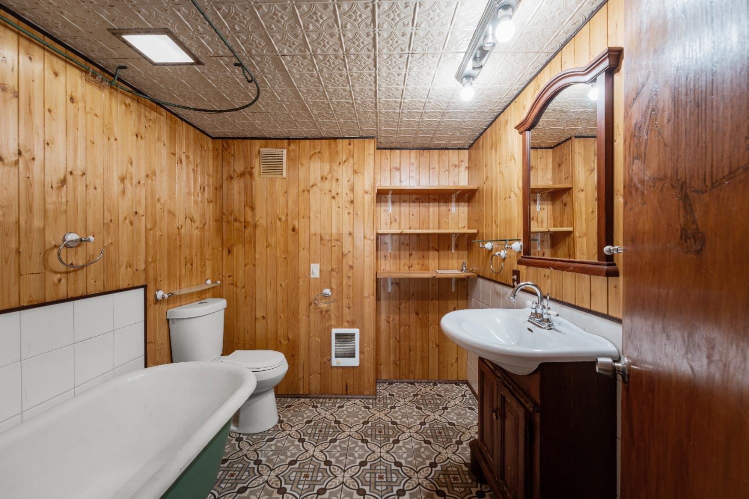 16548 New York House Road