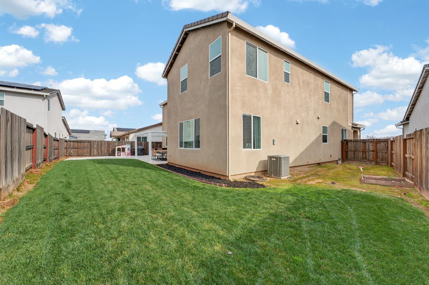 812 Cross Creek Lane