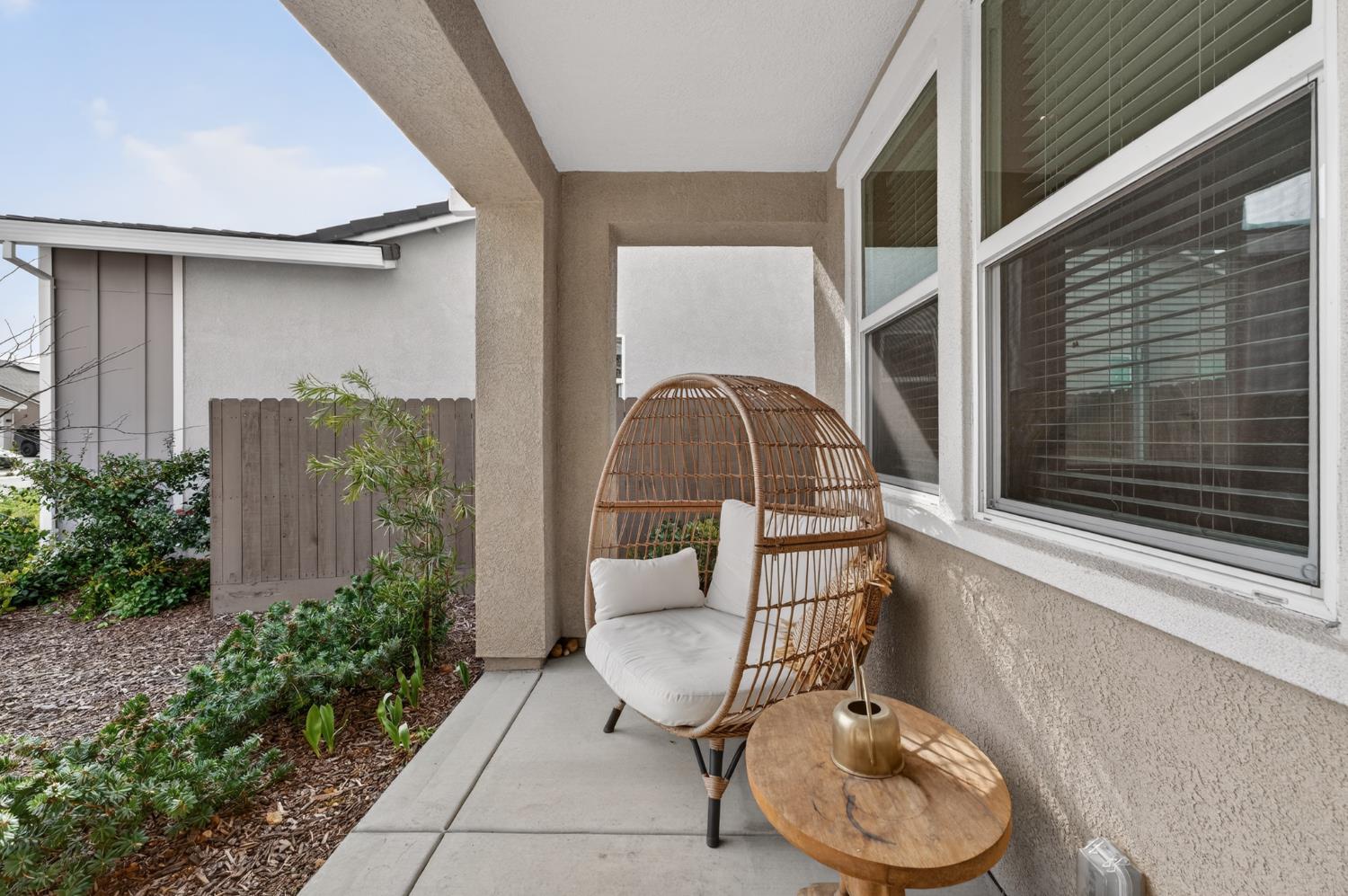 812 Cross Creek Lane