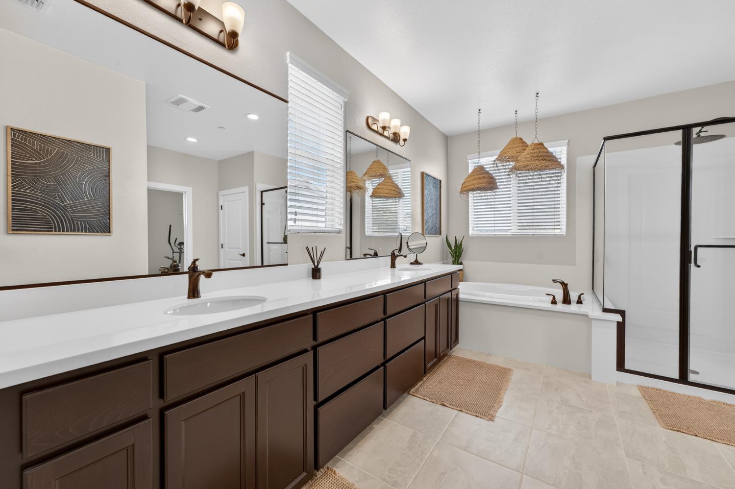 812 Cross Creek Lane