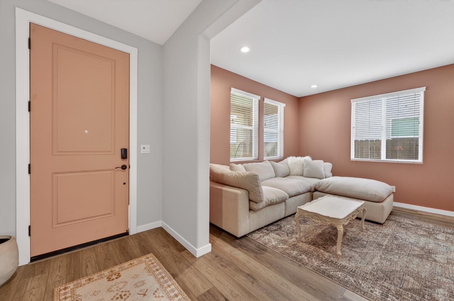 812 Cross Creek Lane