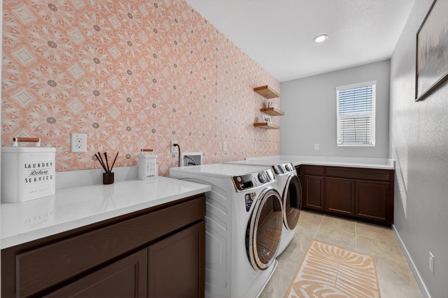 812 Cross Creek Lane