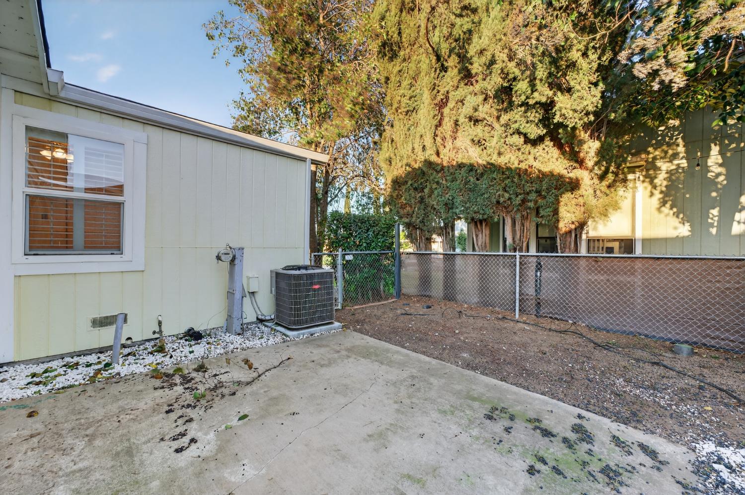 3120 Live Oak Boulevard 29