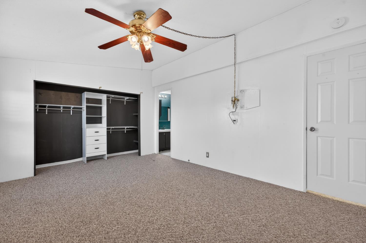 3120 Live Oak Boulevard 29