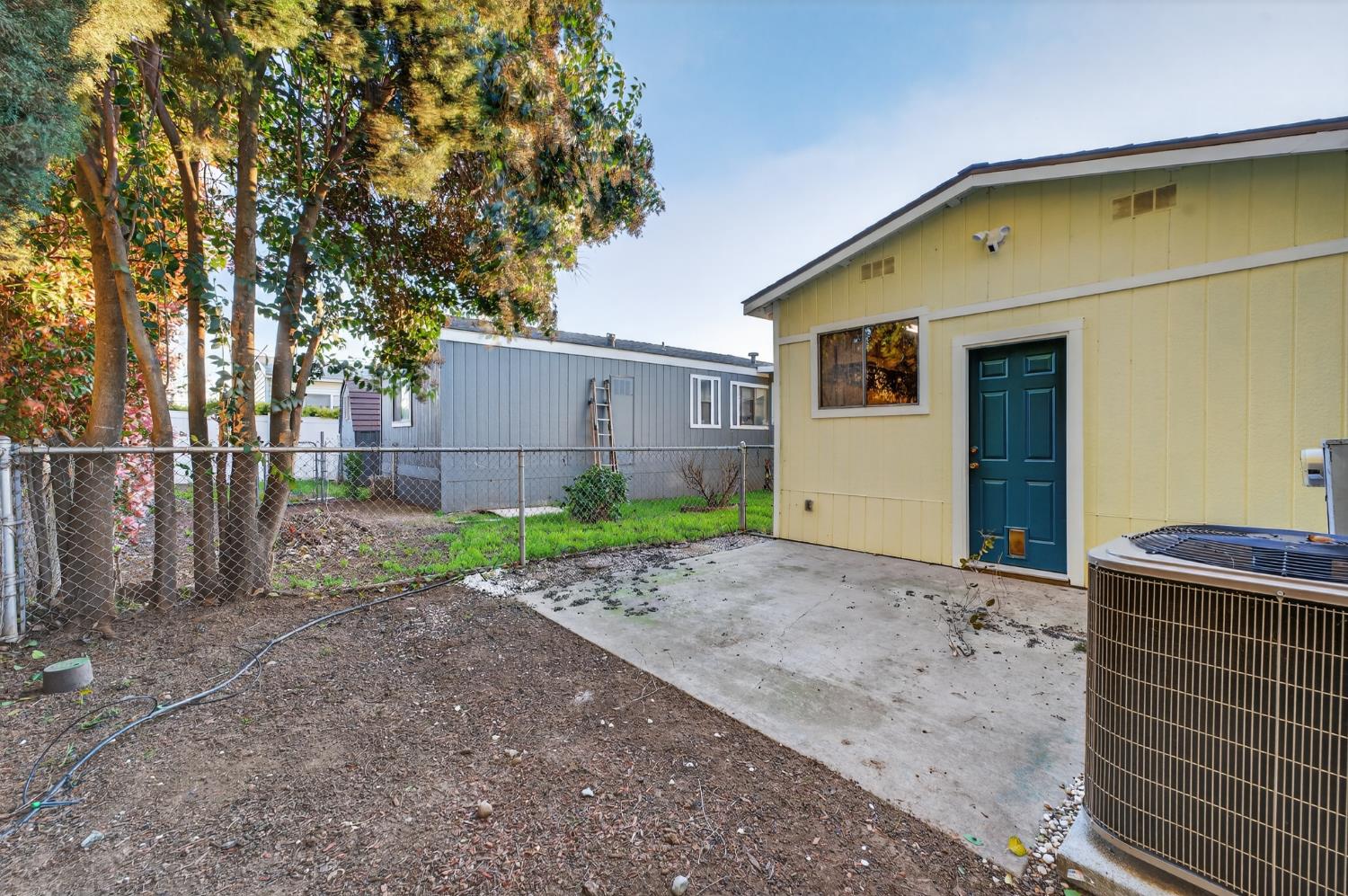 3120 Live Oak Boulevard 29