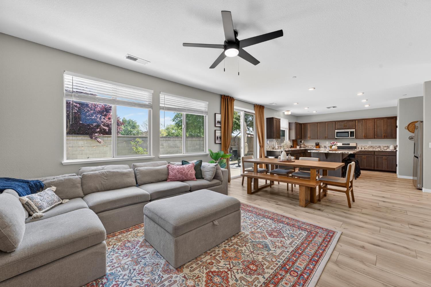 5653 Cobbler Lane