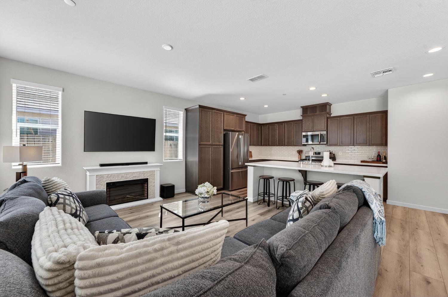 757 Pacific Grove Way