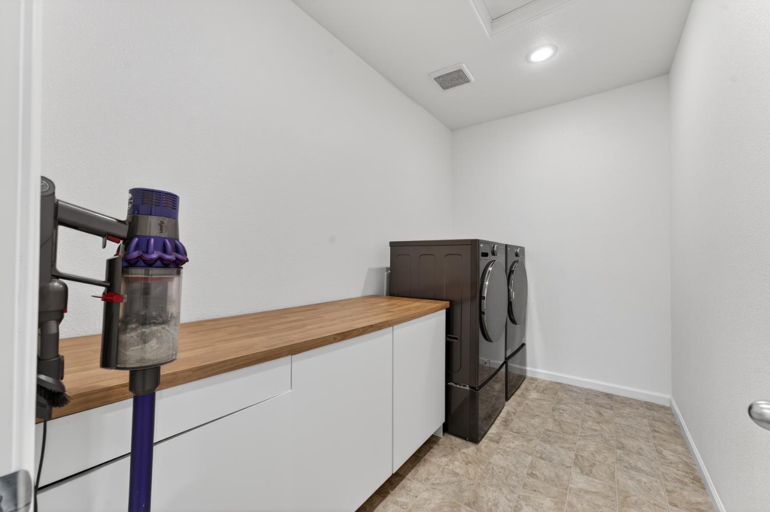 3182 Violet Court