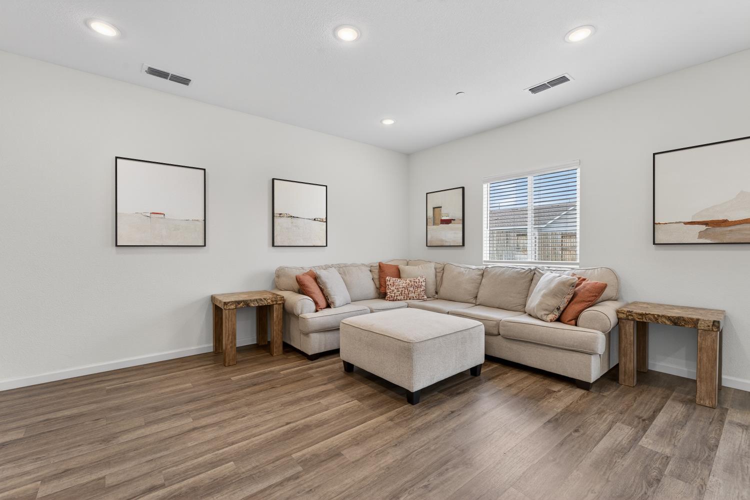 3182 Violet Court