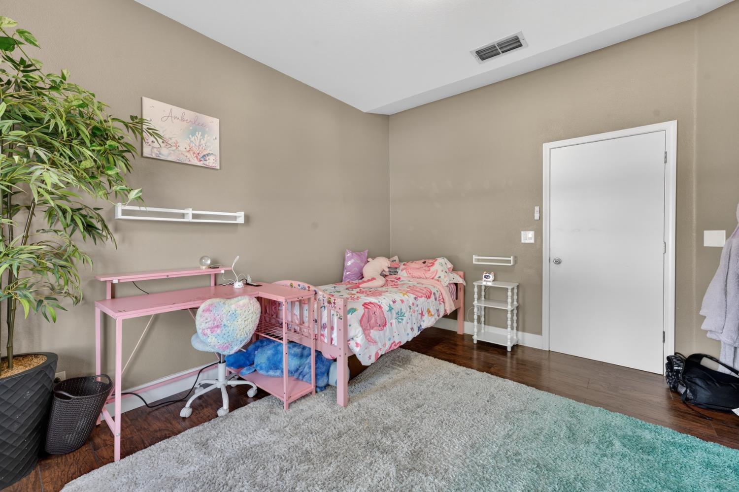 1379 Zephyr Drive