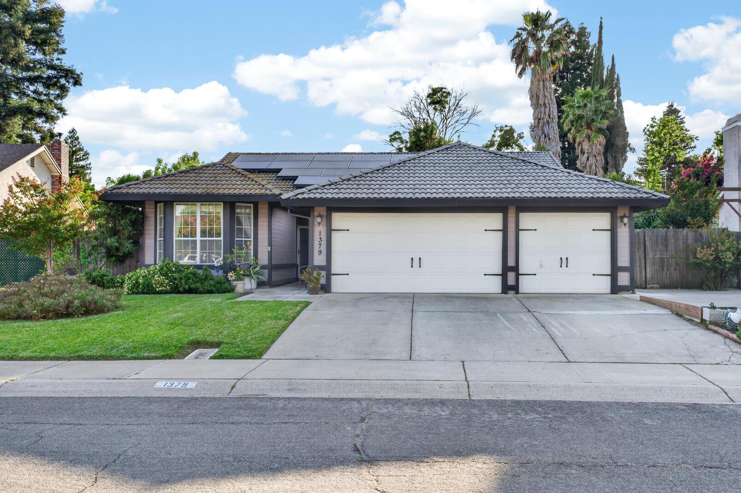 1379 Zephyr Drive