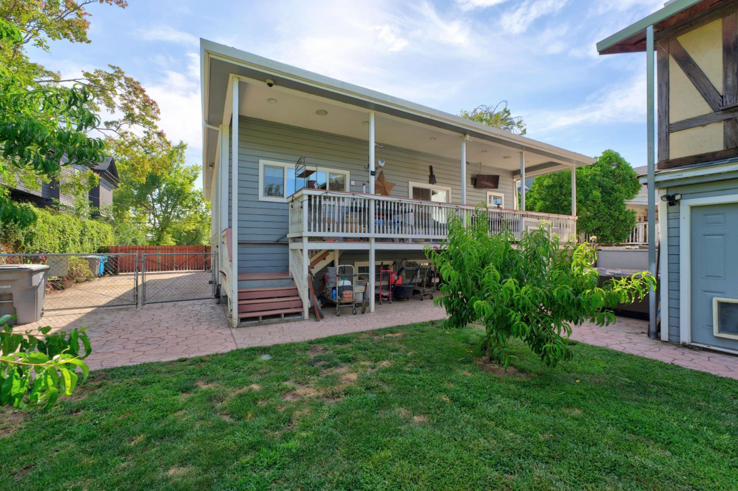 407 2nd Street
