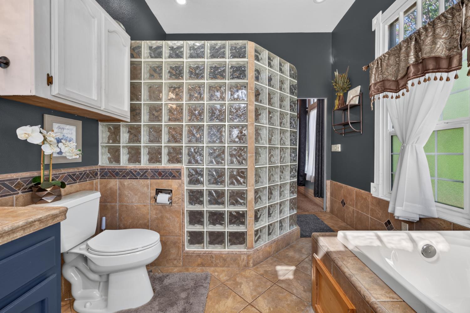 407 2nd Street