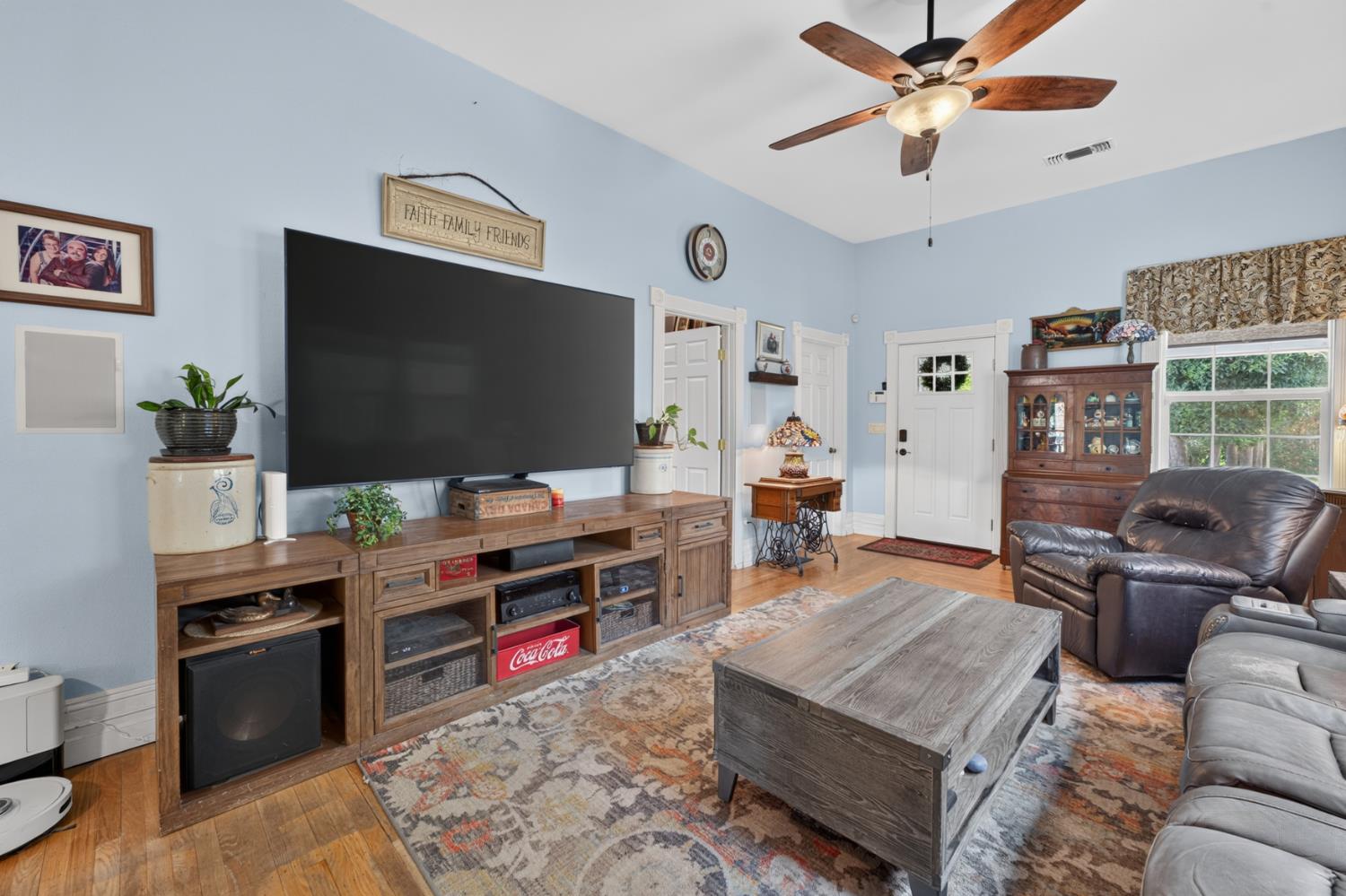 407 2nd Street