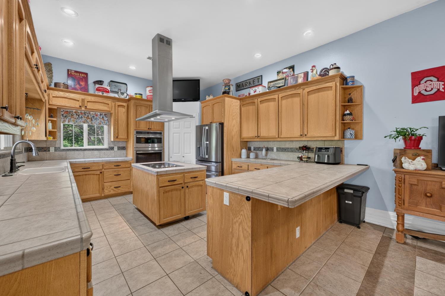 407 2nd Street
