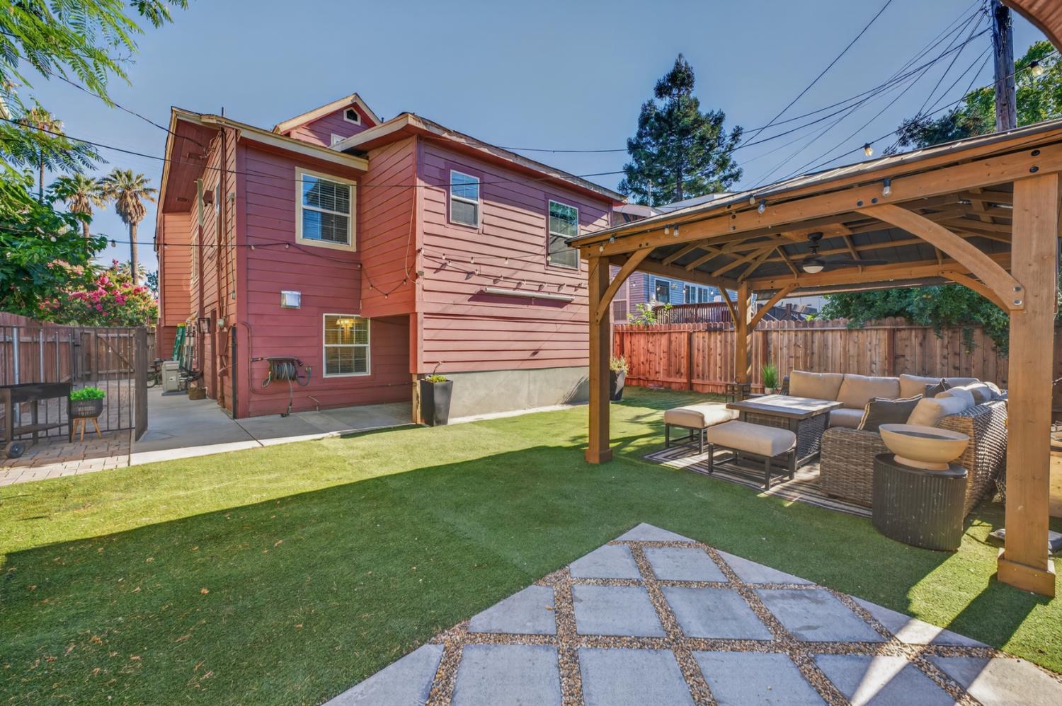 721 6th Street